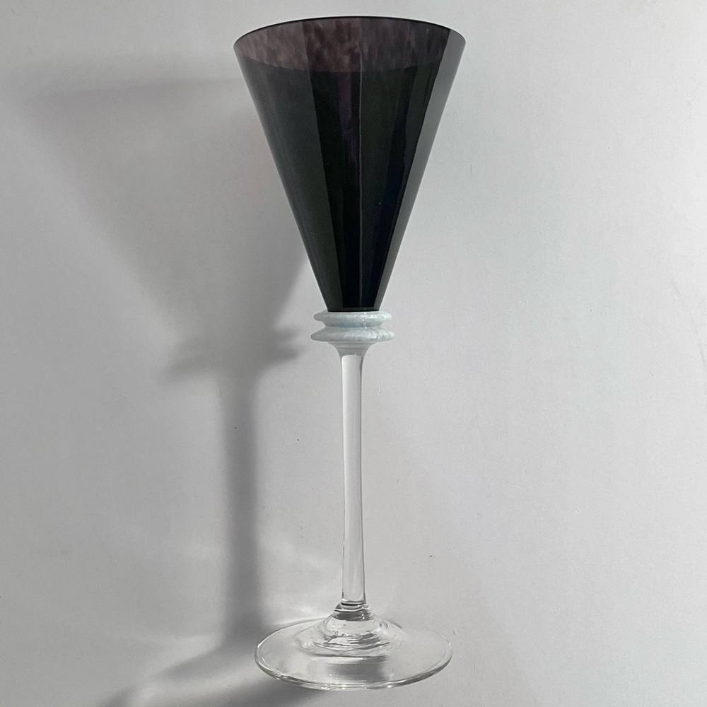 Guy Corrie UNION STREET Black & White WINE GLASS / 10 Inches / RARE DISCONTINUED